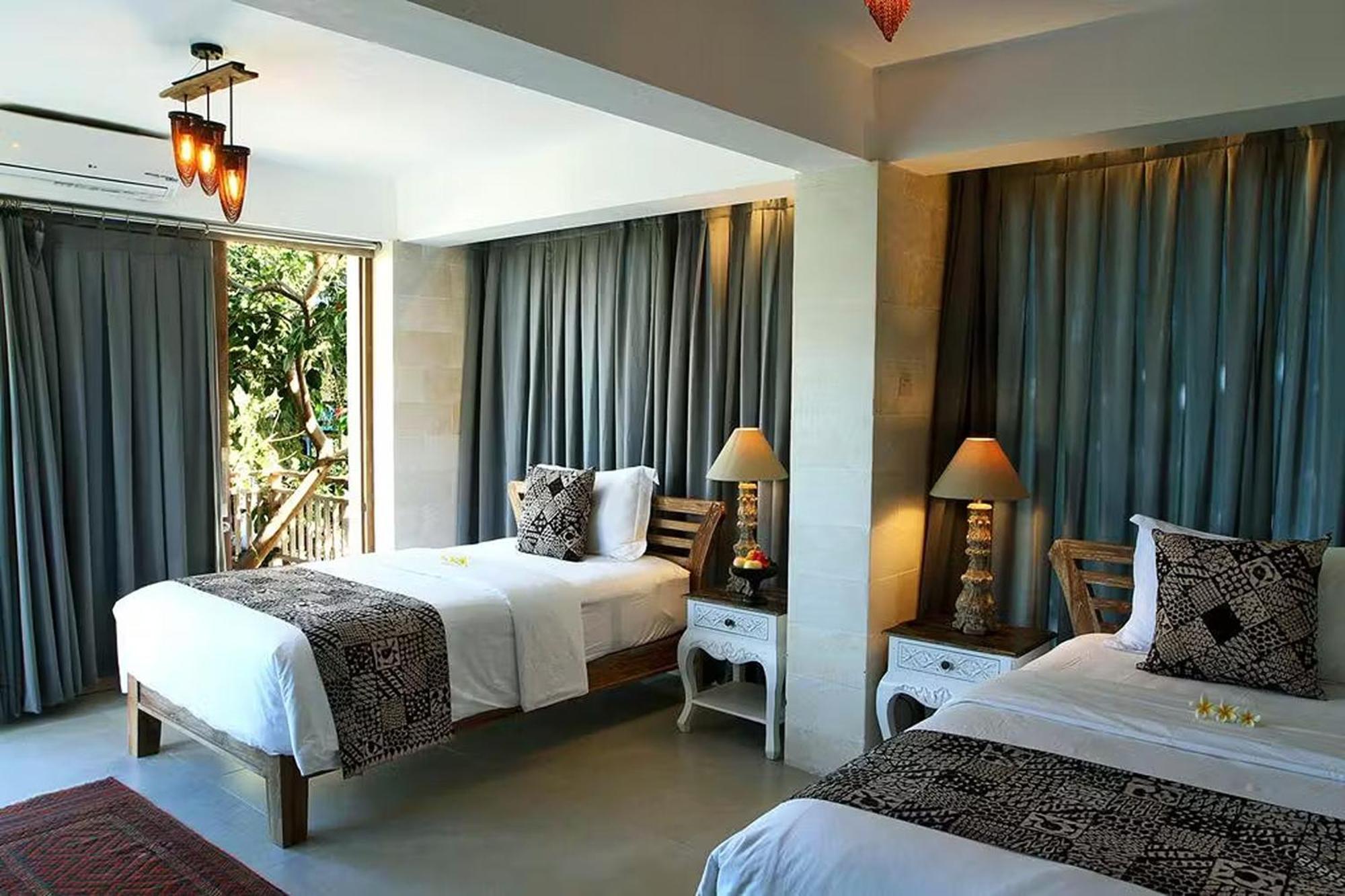 Bangsring Breeze Hotel Banyuwangi  Exterior photo